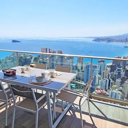 Skyscraper With Panoramic Views - Floor 38 Apartment *
