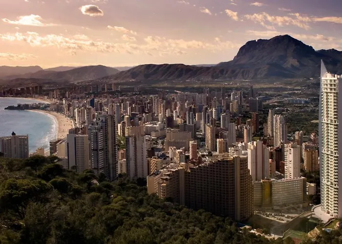 Skyscraper With Panoramic Views - Floor 38 * Μπένιντορμ